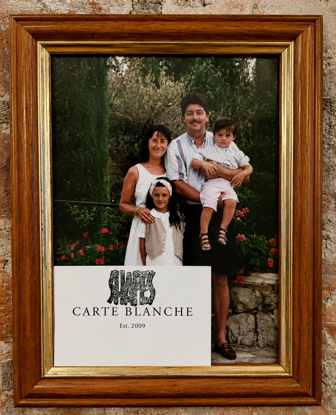 Framed family portrait with Shapes Carte Blanche card